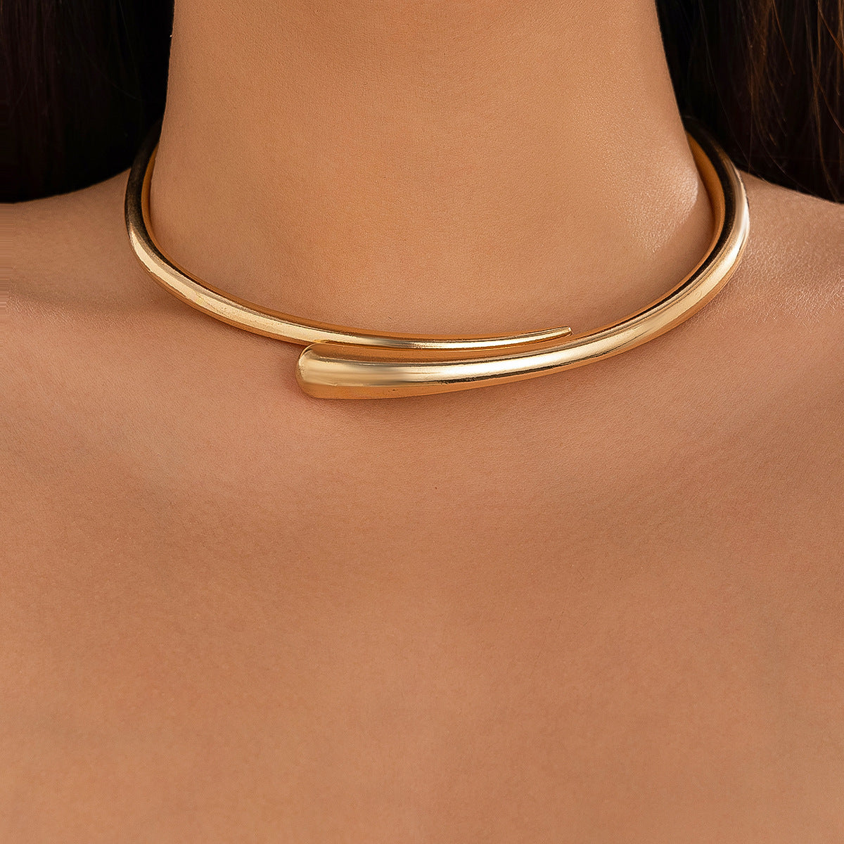 Geometric Metal Glossy Surface Spring Open Collar Bracelet Simple Necklace Choker